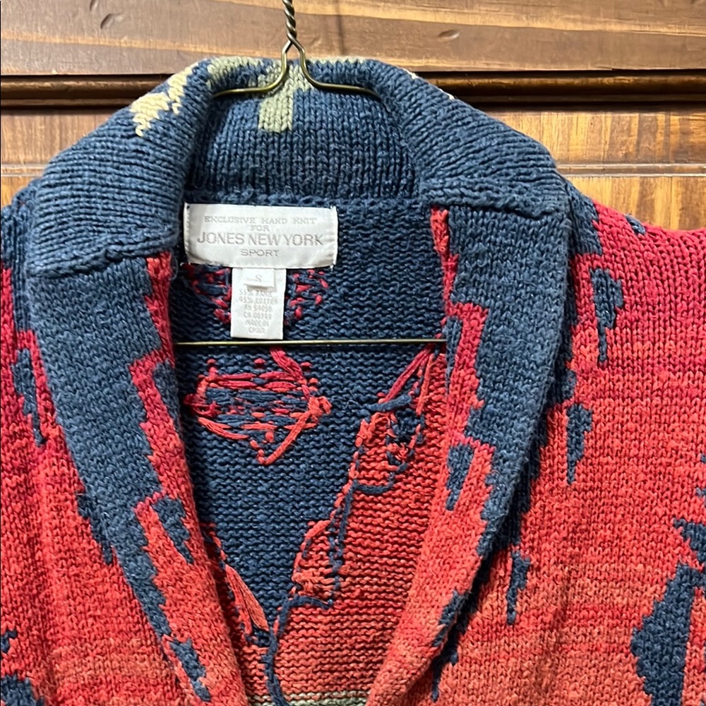 Women's Multicolor Patterned Sweater - Picture 2 of 4